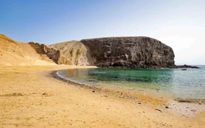 Canaries Lanzarote: 2025 Local’s Guide to Secret Beaches & Authentic Tapas