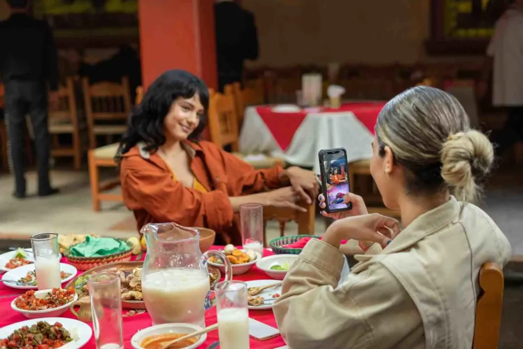 Food Secrets - Where Locals Really Eat