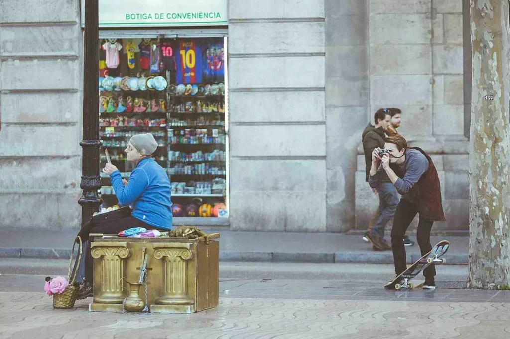 Tourist Traps vs Local Wisdom