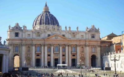 The Best Time to Visit Holy See: A Traveler’s Guide